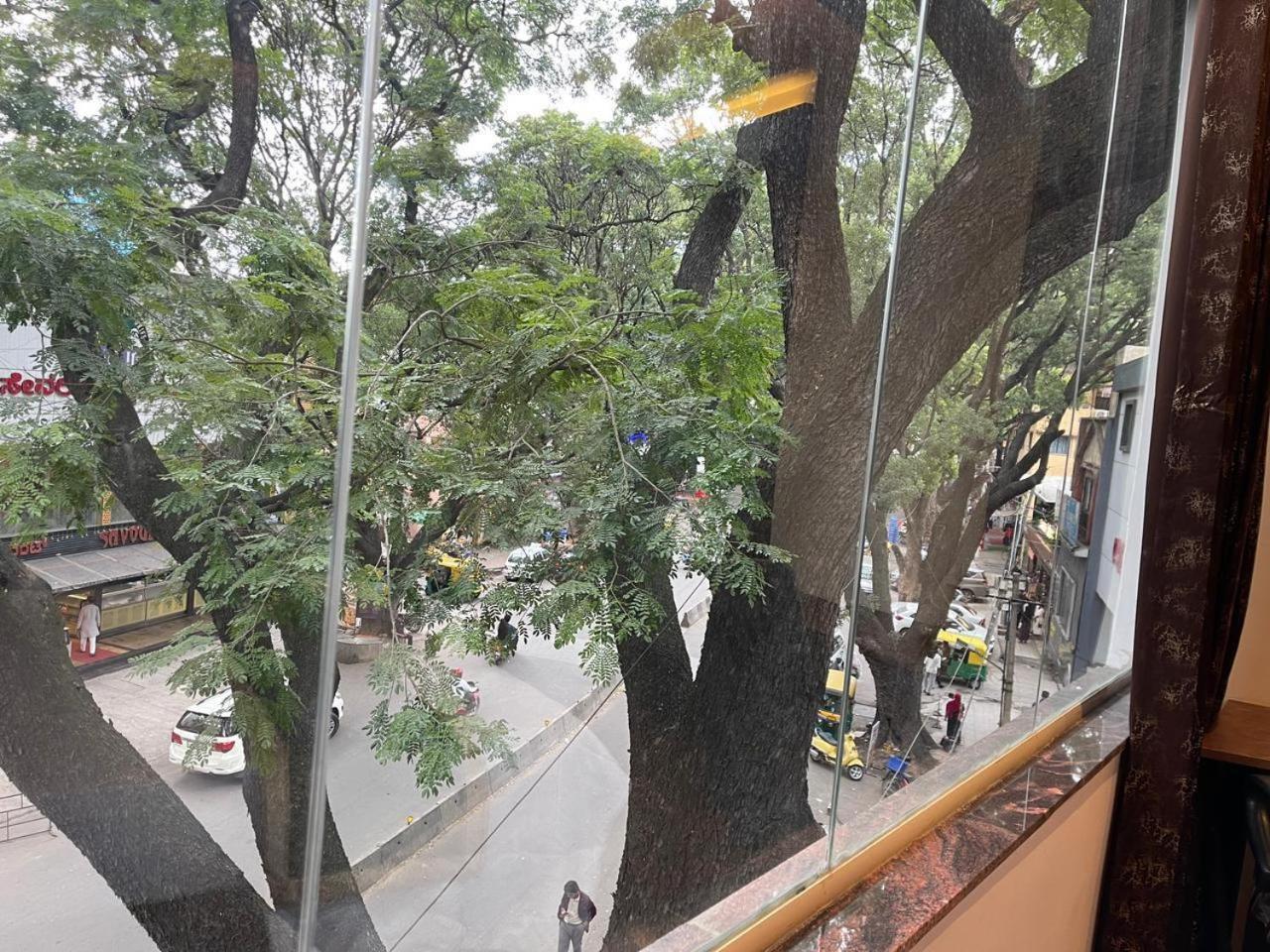 The Taaj Inn Bangalore Exterior photo